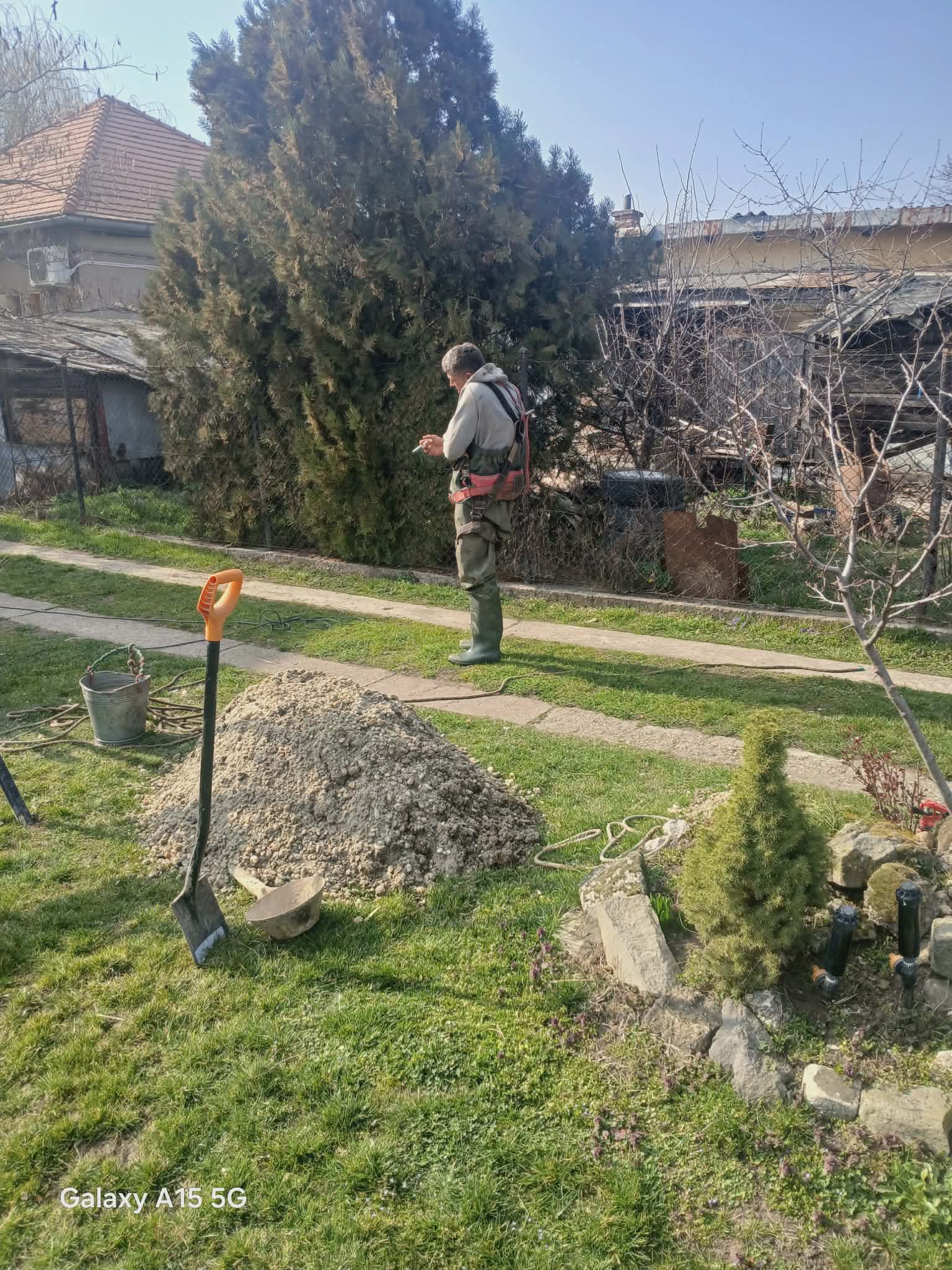 Kúttisztítás munka 11